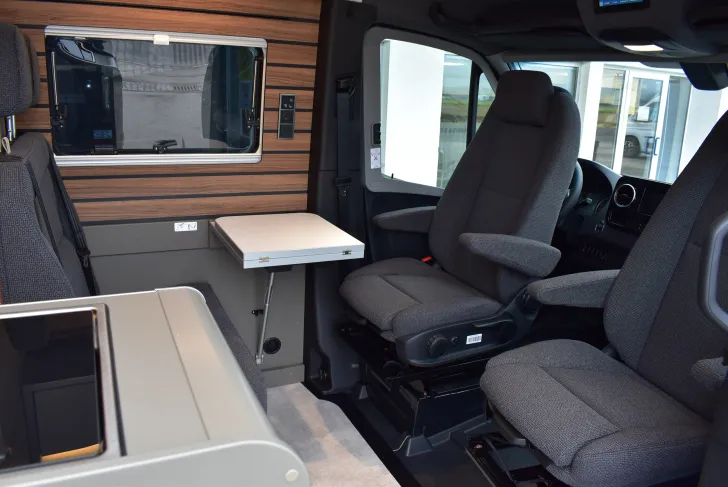 Fahrzeugbild Hymer Camper Van Grand Canyon S 600 Xperience Premium, Schlafdach, 4 Betten #5