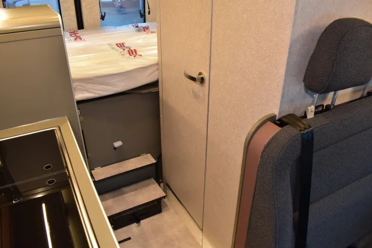 Fahrzeugbild Hymer Camper Van Grand Canyon S 600 Xperience Premium, Schlafdach, 4 Betten #15