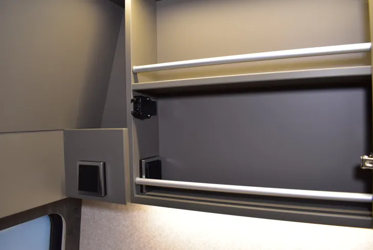 Fahrzeugbild Hymer Camper Van Grand Canyon S 600 Xperience Premium, Schlafdach, 4 Betten #29