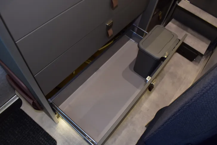 Fahrzeugbild Hymer Camper Van Grand Canyon S 600 Xperience Premium, Schlafdach, 4 Betten #34