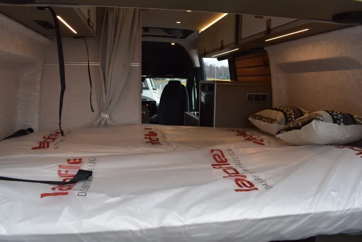 Fahrzeugbild Hymer Camper Van Grand Canyon S 600 Xperience Premium, Schlafdach, 4 Betten #41