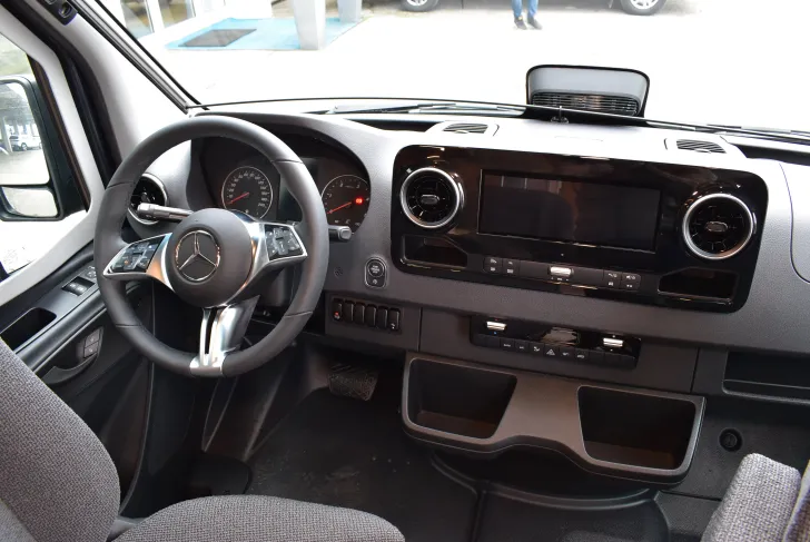 Fahrzeugbild Hymer Camper Van Grand Canyon S 600 Xperience Premium, Schlafdach, 4 Betten #43