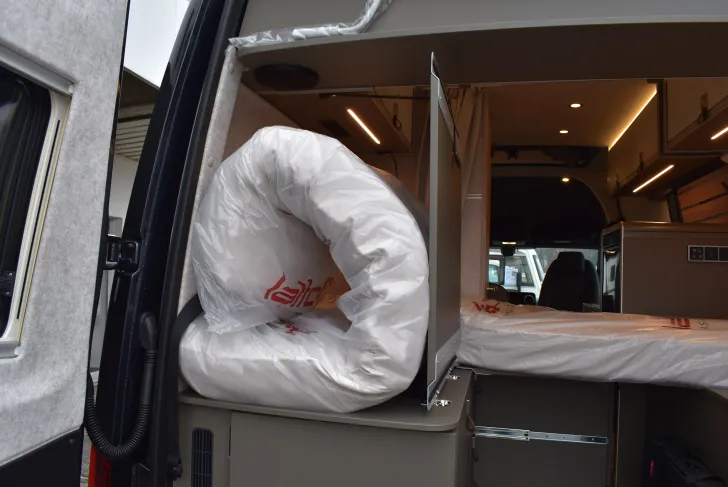 Fahrzeugbild Hymer Camper Van Grand Canyon S 600 Xperience Premium, Schlafdach, 4 Betten #45