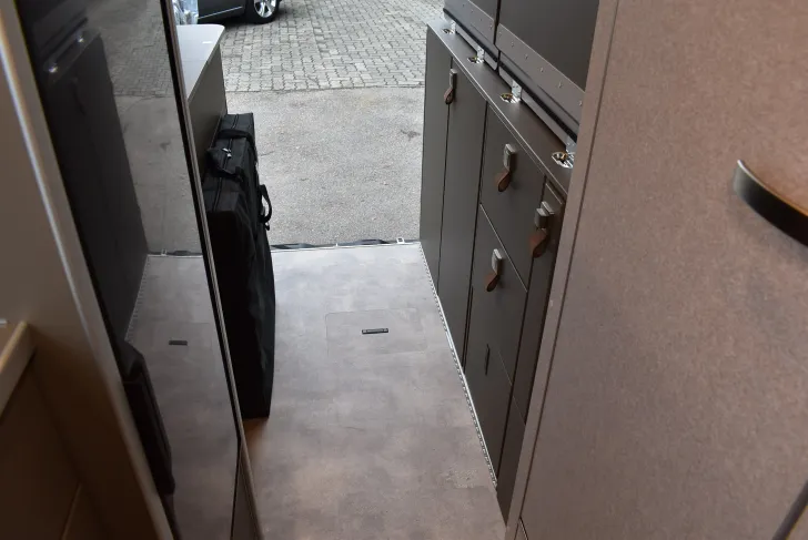 Fahrzeugbild Hymer Camper Van Grand Canyon S 600 Xperience Premium, Schlafdach, 4 Betten #52