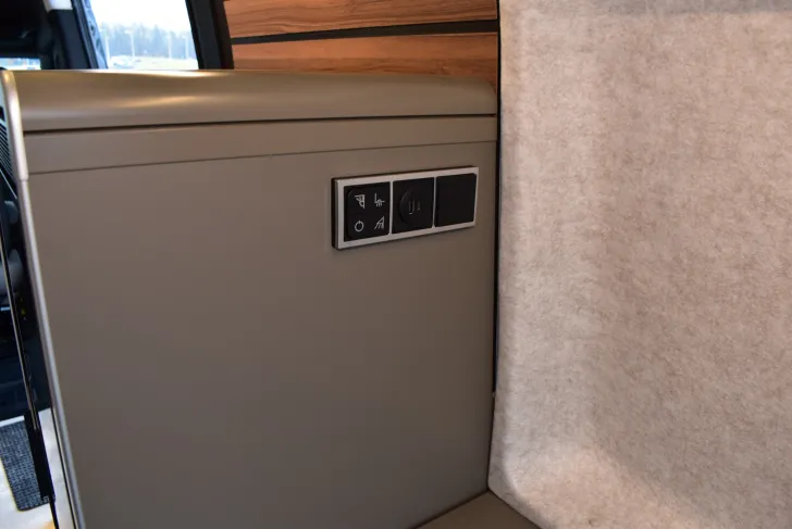 Fahrzeugbild Hymer Camper Van Grand Canyon S 600 Xperience Premium, Schlafdach, 4 Betten #56