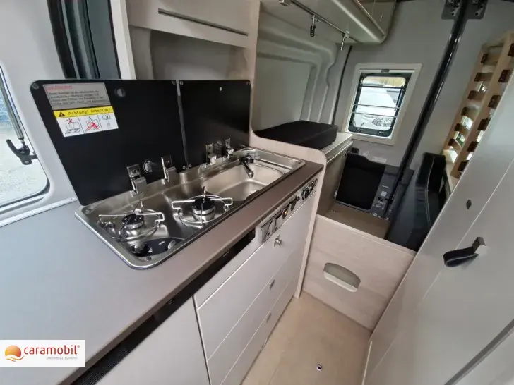 Fahrzeugbild Bürstner Lineo C 590 (Autom. Leder) #12