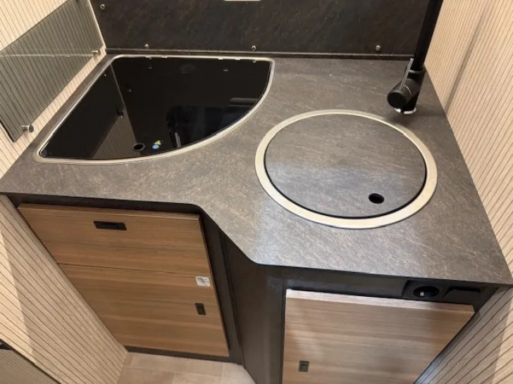 Fahrzeugbild Rimor Sarus 50 *Mod.26*2 Stockbetten*Alkoven* #8