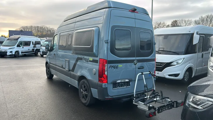 Schräg Hinten Hymer Free S 600 Campus
