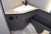 Fahrzeugbild Hymer Eriba Feeling 442 Hubdach, Längsbetten, Batterie #22