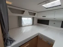 Fahrzeugbild Sunlight Adventure T Ford 670S #13