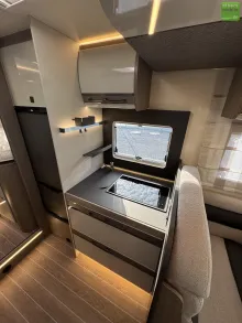 Fahrzeugbild Roller Team Zefiro 285 TL 2xLithium 400W Solar Navi 2026 #12