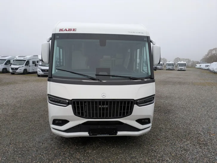 Fahrzeugbild Kabe Travel Master Imperial R i830 LQB 190PS/Autom/Markise/Solar/Wechselrichter/Lithium #3