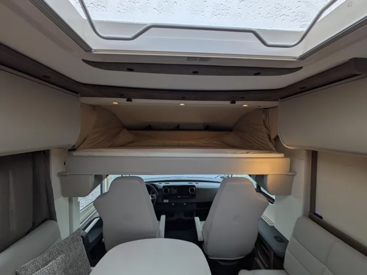 Fahrzeugbild Kabe Travel Master Imperial R i830 LQB 190PS/Autom/Markise/Solar/Wechselrichter/Lithium #16