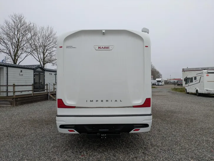 Fahrzeugbild Kabe Travel Master Imperial R i830 LQB 190PS/Autom/Markise/Solar/Wechselrichter/Lithium #24