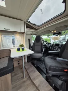 Fahrzeugbild Carado V337 pro+ *Bettumbau*Verdunklung* #14