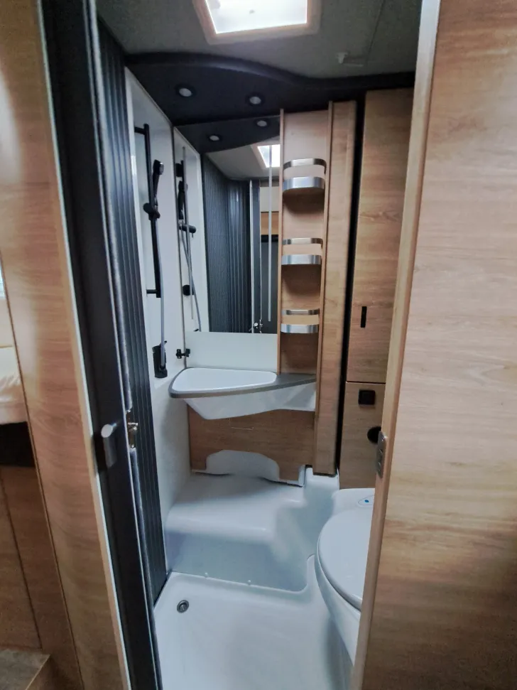 Fahrzeugbild Knaus L!VE TI 650 MEG Platinum Selection #27