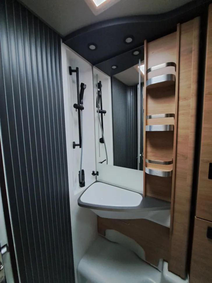 Fahrzeugbild Knaus L!VE TI 650 MEG Platinum Selection #28