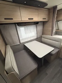 Fahrzeugbild Weinsberg CaraOne 500 FDK 1700 kg, Deckenschränke #8