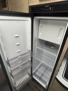 Fahrzeugbild Weinsberg CaraOne 500 FDK 1700 kg, Deckenschränke #10