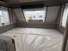 Fahrzeugbild Weinsberg CaraOne 500 FDK 1700 kg, Deckenschränke #16