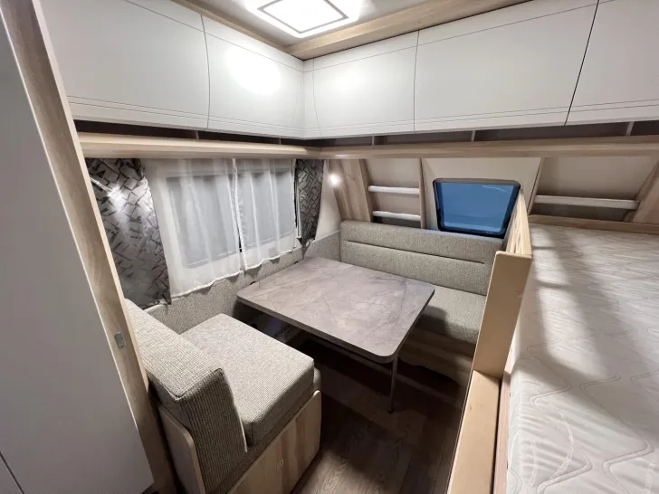 Fahrzeugbild Hobby De Luxe 515 UHL - Vorzelt #8