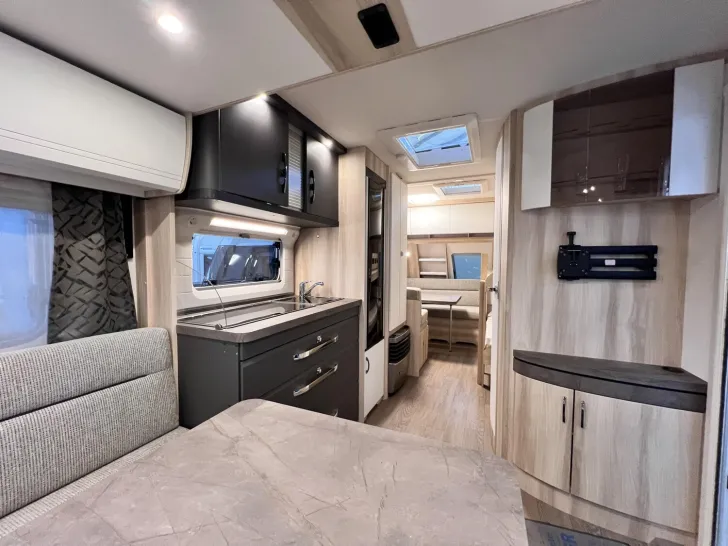 Fahrzeugbild Hobby De Luxe 515 UHL - Vorzelt #12