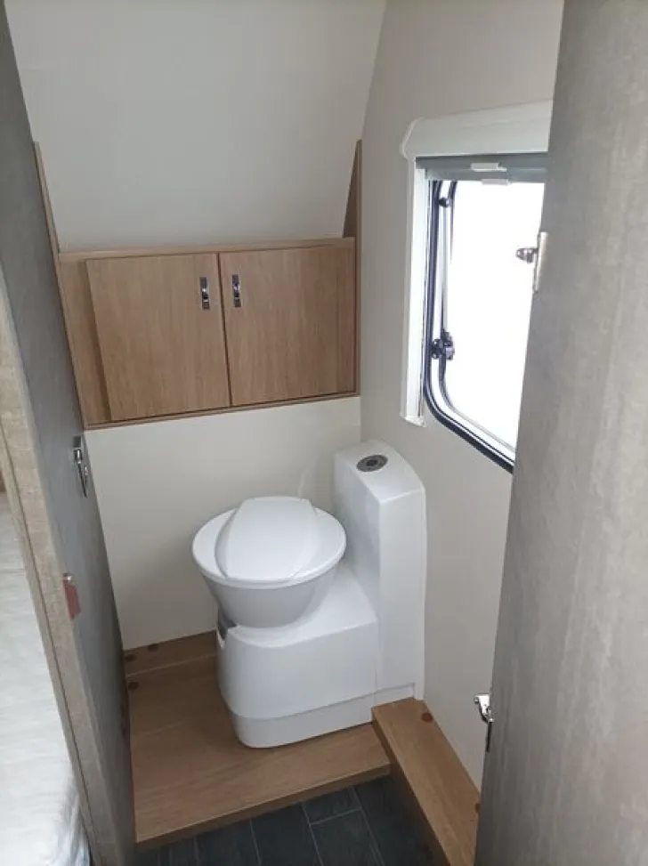 Fahrzeugbild Tabbert Senara 490 TD 2,3 Glattblech #14