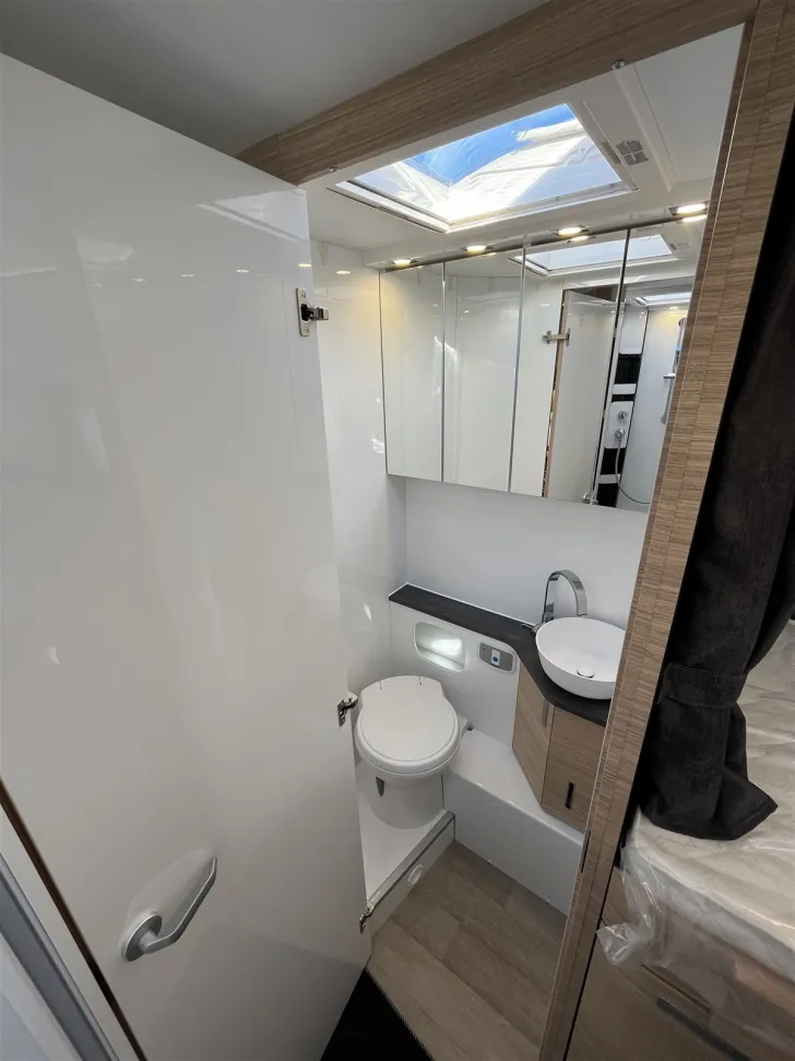 Fahrzeugbild Hobby Optima De Luxe T70 GE *EasyDriving*Lithium*Navi* #16