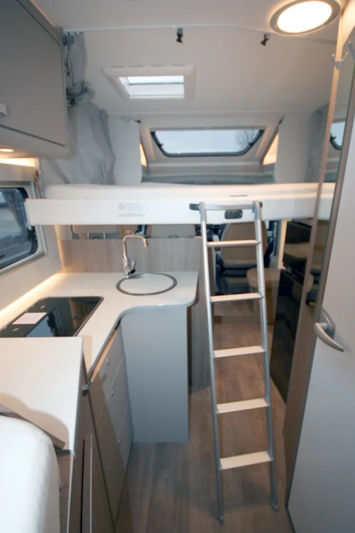 Fahrzeugbild Carado T 338 #9