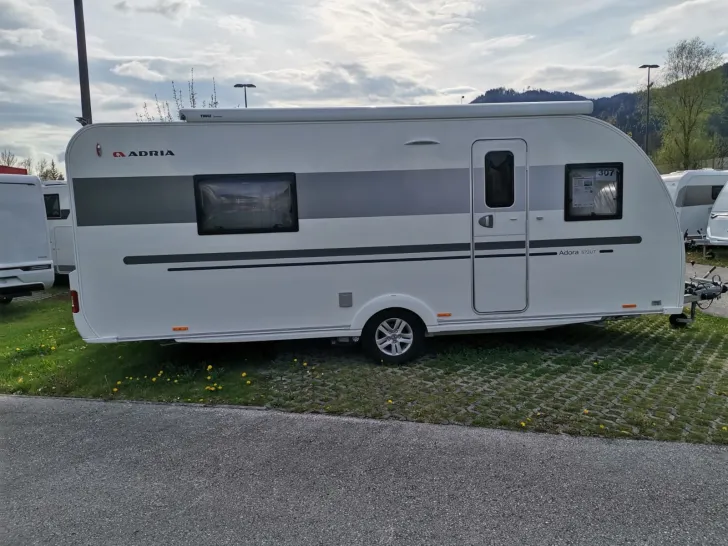 Fahrzeugbild Adria Adora 572 UT #4