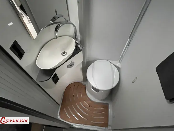 Fahrzeugbild Pössl H-LINE SUMMIT 540 #17