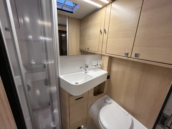 Fahrzeugbild Hymer B-MC I 600 BlackLine *Premium*Lithium*Solar* #24