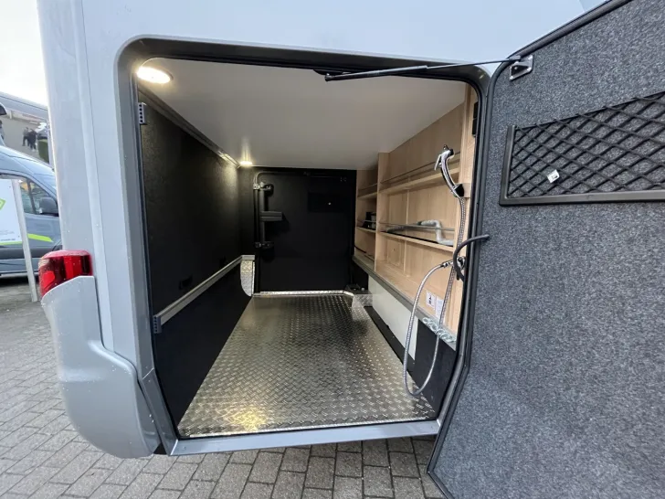 Fahrzeugbild Hymer B-MC I 600 BlackLine *Premium*Lithium*Solar* #32