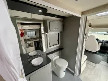 Fahrzeugbild Across Car Aero 689 CDH barrierefrei mit Kassettenlift #12
