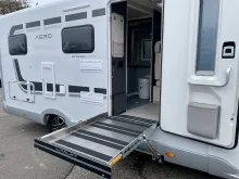 Fahrzeugbild Across Car Aero 689 CDH barrierefrei mit Kassettenlift #2