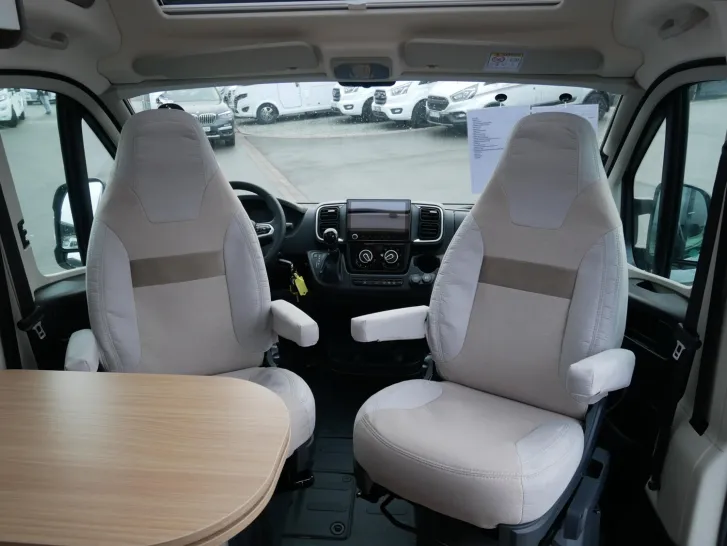 Fahrzeugbild LMC Innovan 640 - SOMA Van Ed. Fiat - Voll LED-Scheinwerfer #7