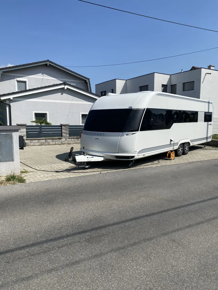 Fahrzeugbild Hobby Premium 400 SFe #2