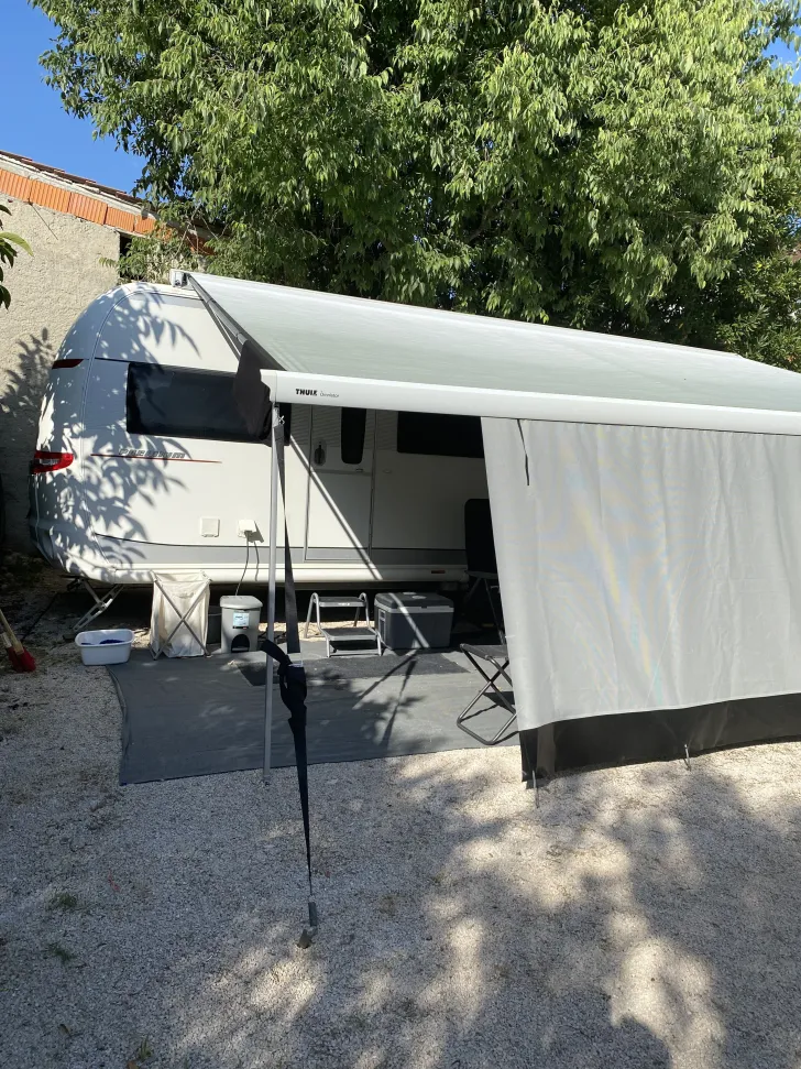 Fahrzeugbild Hobby Premium 400 SFe #3