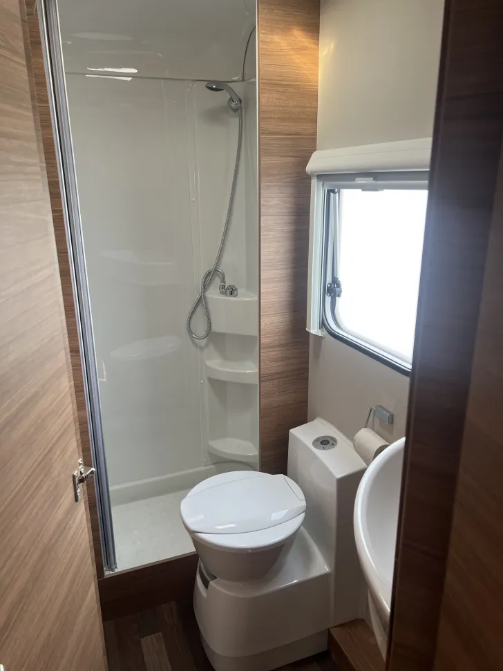 Fahrzeugbild Weinsberg CaraCore 650 MF #6