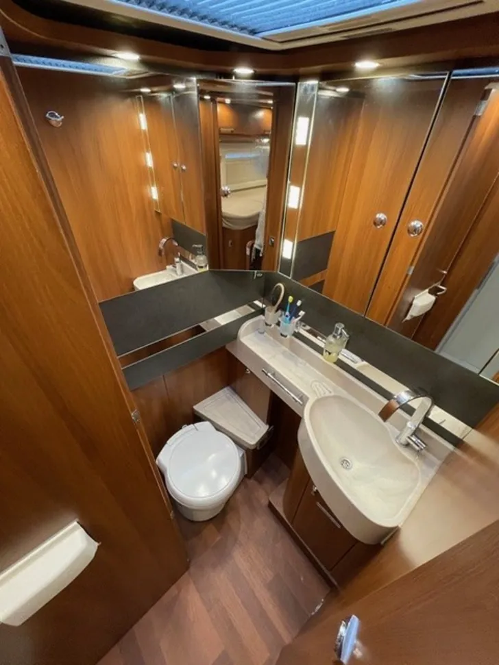 Fahrzeugbild Carthago chic c-line I 4.9 LE L superior #19