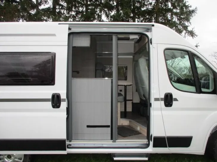 Fahrzeugbild Forster Livin Up Pro FV 541 HBL #7