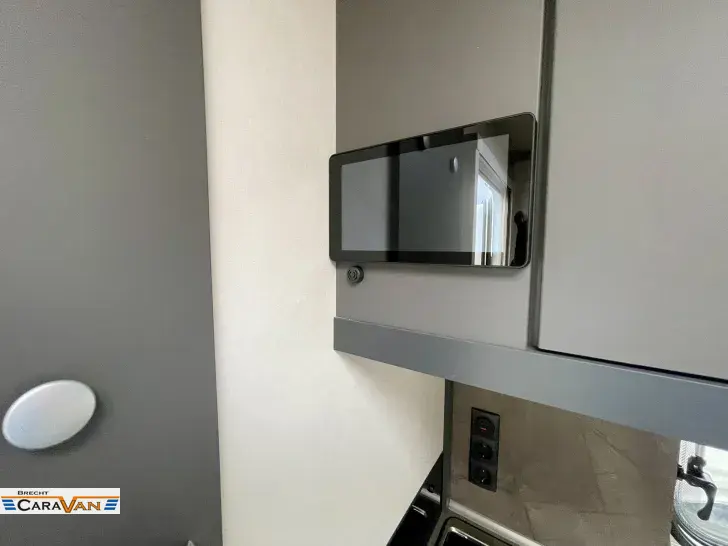 Fahrzeugbild Hobby De Luxe 460 SL 1,5to/Connect/Boiler/Bettverbr #10