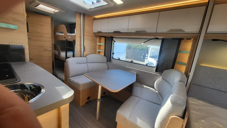 Fahrzeugbild Knaus Südwind 580 QS Black Selection #10