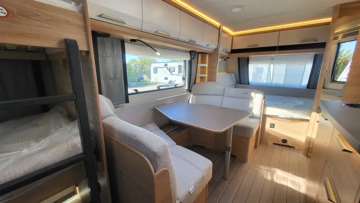 Fahrzeugbild Knaus Südwind 580 QS Black Selection #11