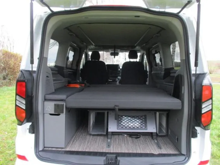 Fahrzeugbild Panama Peak P09 #8