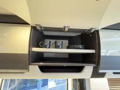 Bild 24 Concorde Charisma 910 LSI - Barversion 2025