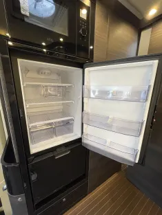 Bild 29 Concorde Charisma 910 LSI - Barversion 2025