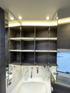 Bild 37 Concorde Charisma 910 LSI - Barversion 2025