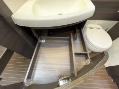 Bild 38 Concorde Charisma 910 LSI - Barversion 2025