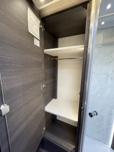 Bild 39 Concorde Charisma 910 LSI - Barversion 2025